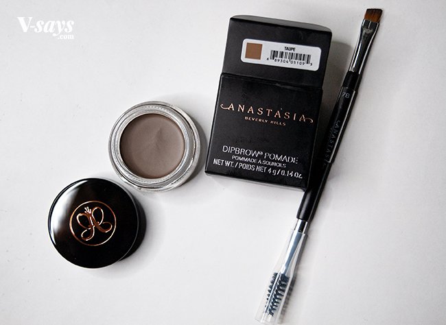 DIPBROW pomade and Anastasia 7B brow brush