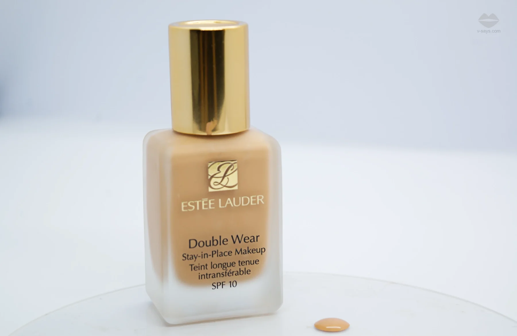 Dollop of the Estée Lauder Double Wear Foundation